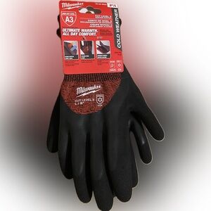 Milwaukee Black and Red Cut Level 3 Gloves